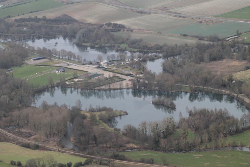 Aux Cygnes D'Opale Hotel Blangy-sur-Bresle Bagian luar foto